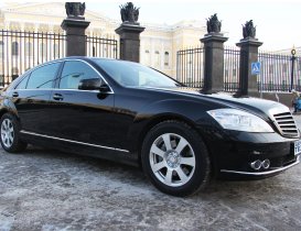 Аренда W221 мерседеса 