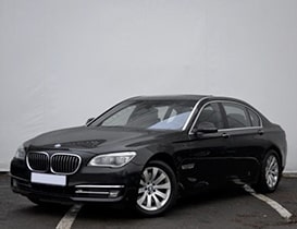 BMW 750